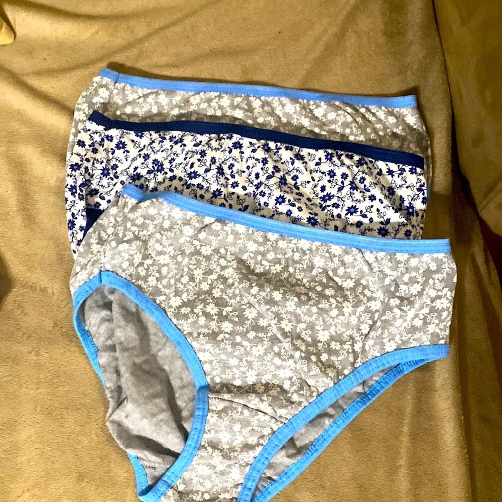 Hanes girls sz 14 underwear lot of 11 pair